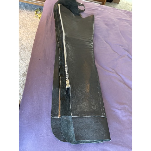 Ladies Or Girls Leather Chaps Size Small On Course - Picture 8 of 16